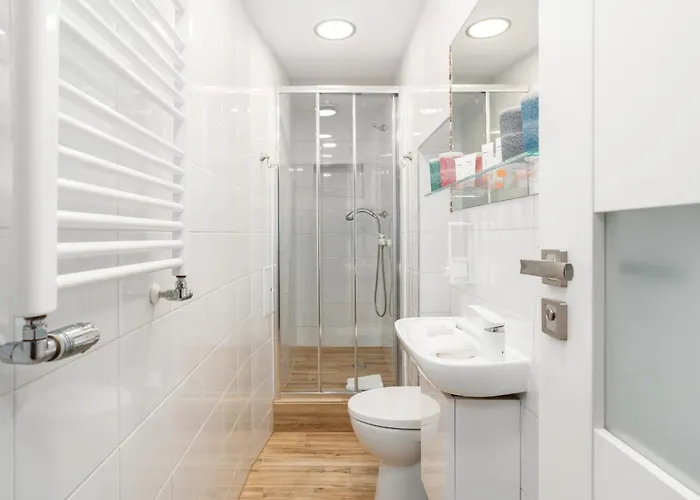 Lägenhet By Kasprowicz Park By Renters