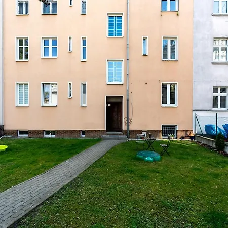 By Kasprowicz Park By Renters شقة