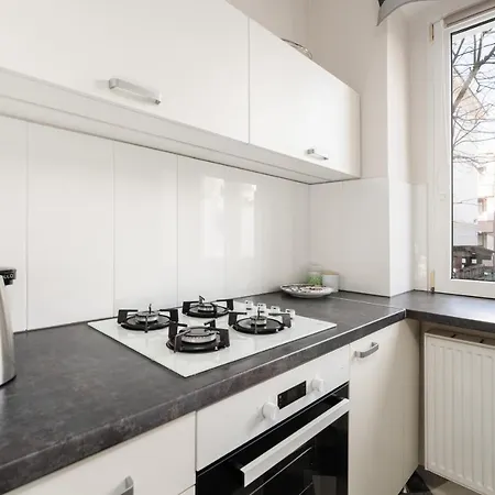 شقة By Kasprowicz Park By Renters بوزنان