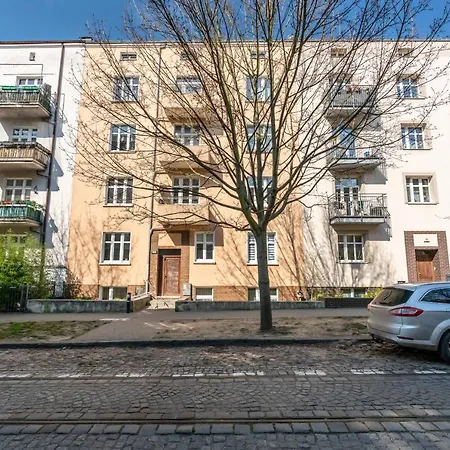 By Kasprowicz Park By Renters * 波兹南